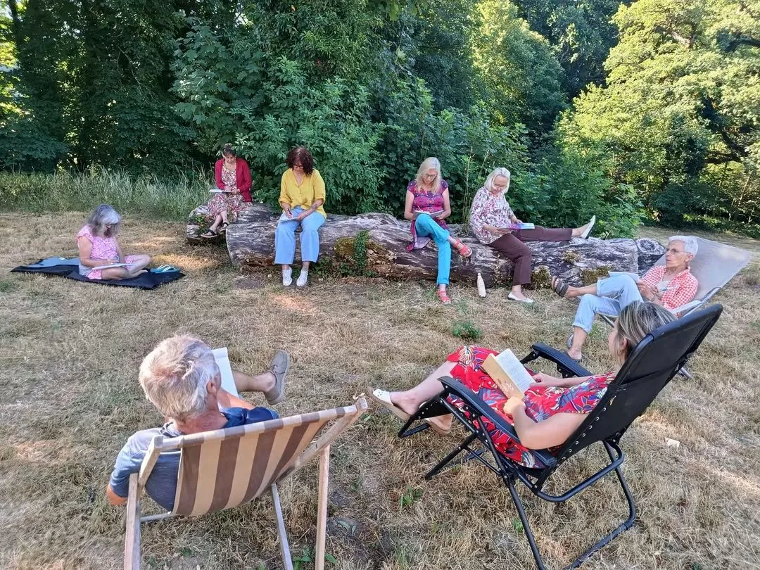 Atelier d’écriture en plein air dans la nature
